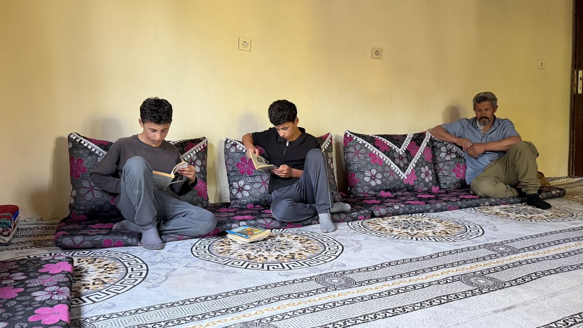Zor Şartlarda Büyük Başarı: İkiz Kardeşler LGS'de Fen Lisesini Kazandı
