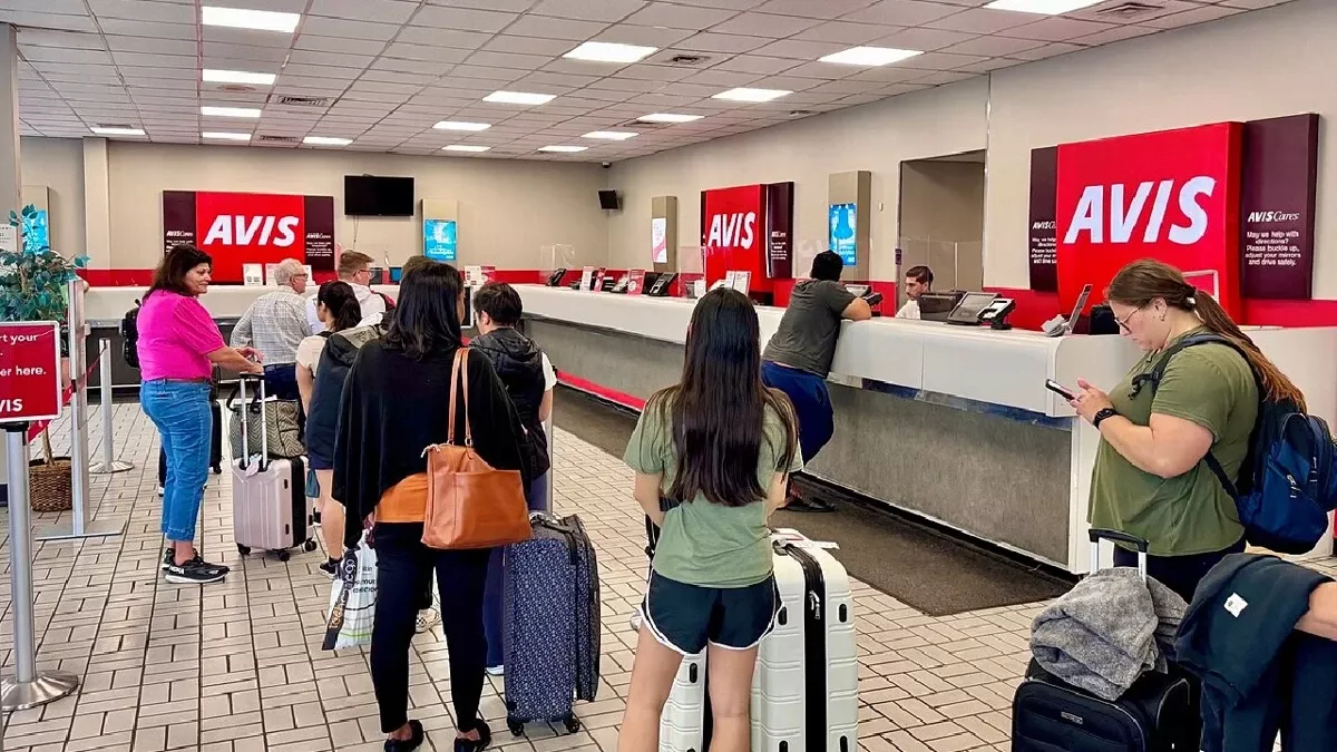 Avis'e İspanya'da 1 Milyon Euro Ceza: Araç Kiralama Şirketine Trafik Cezası Ek Ücreti Yaptırımı