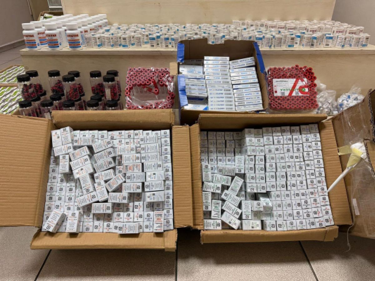 İzmir'de 11 Milyon Liralık Kaçak Steroid Operasyonu