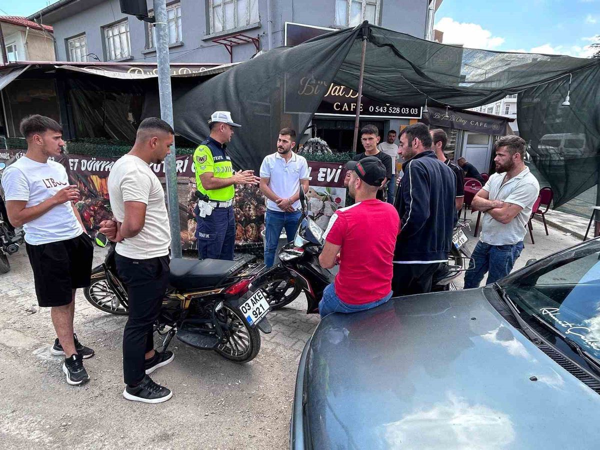 Afyonkarahisar'da Trafik Güvenliği Bilgilendirme Çalışmaları
