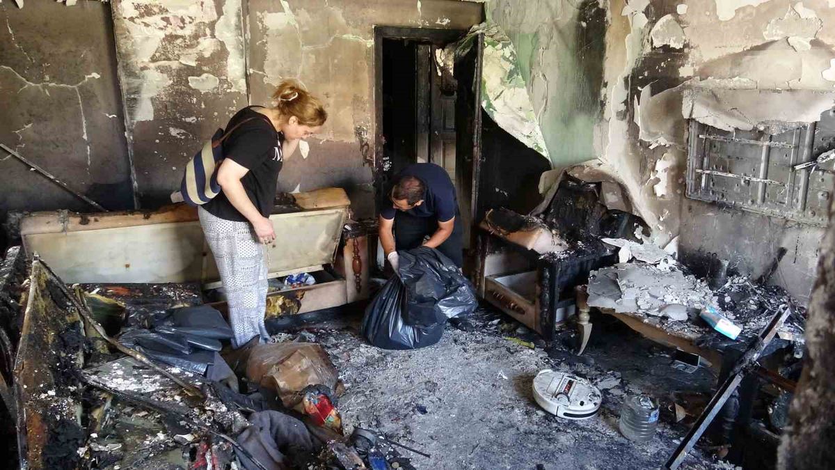 Hatay'da Yangın: Anne ve Oğlu Yaralandı