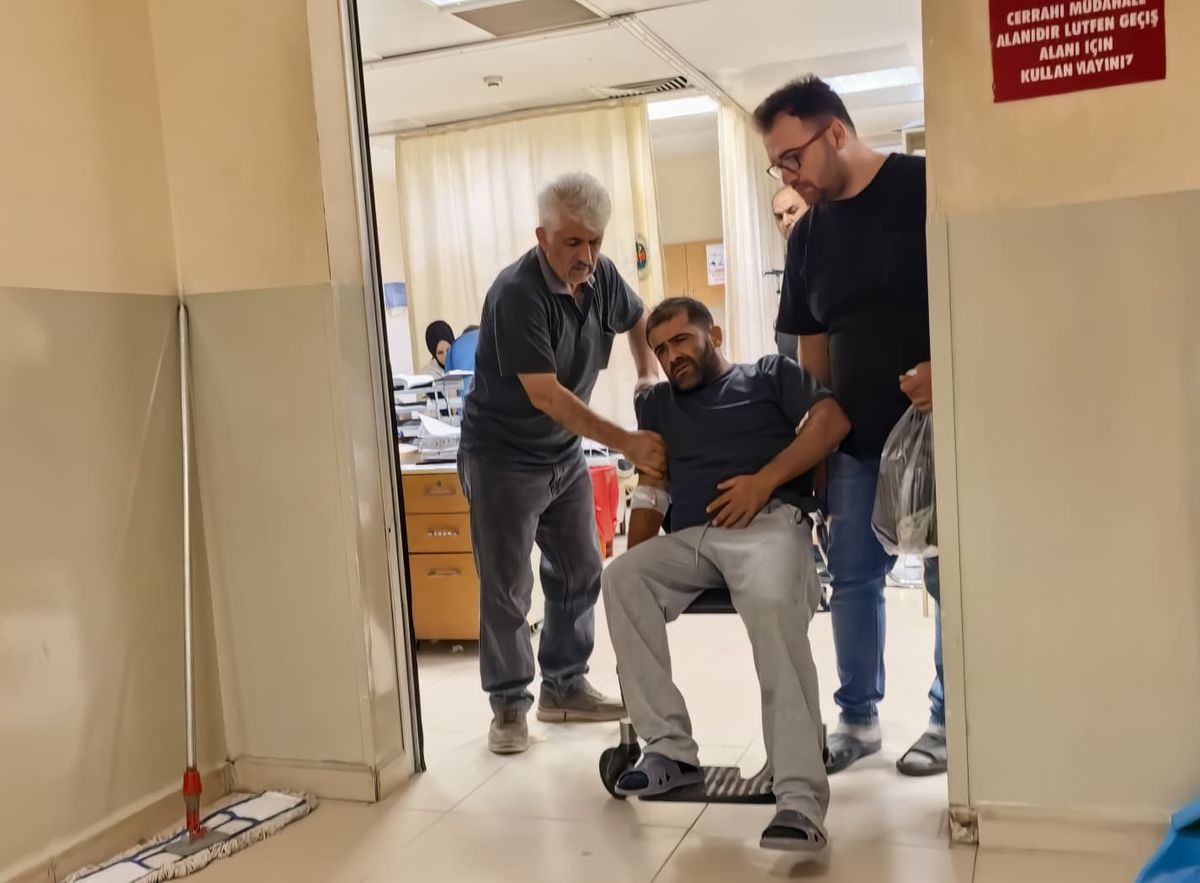 Mobilya Fabrikasında İş Kazası: Çivi Karnına Saplandı