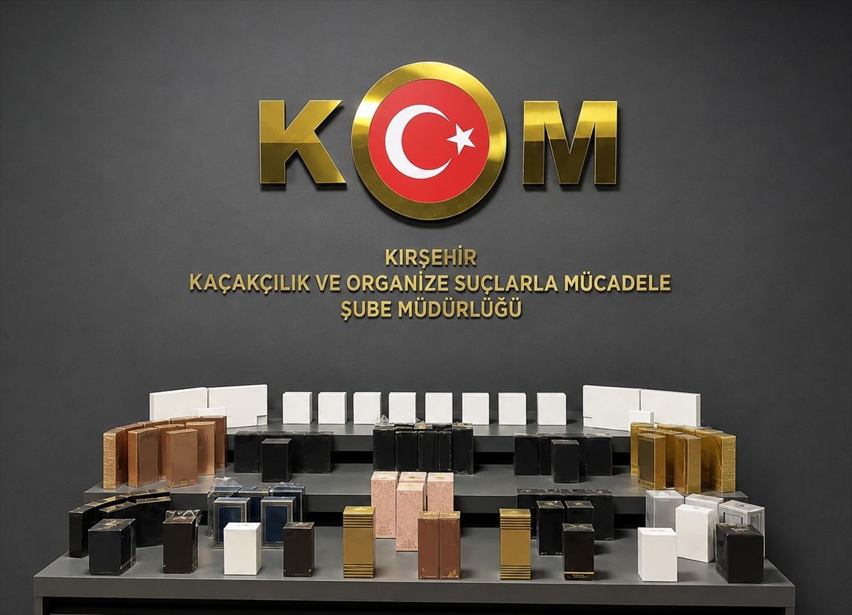 Kırşehir'de Kaçakçılık Operasyonu: 79 Parfüm ve Elektronik Eşya Ele Geçirildi