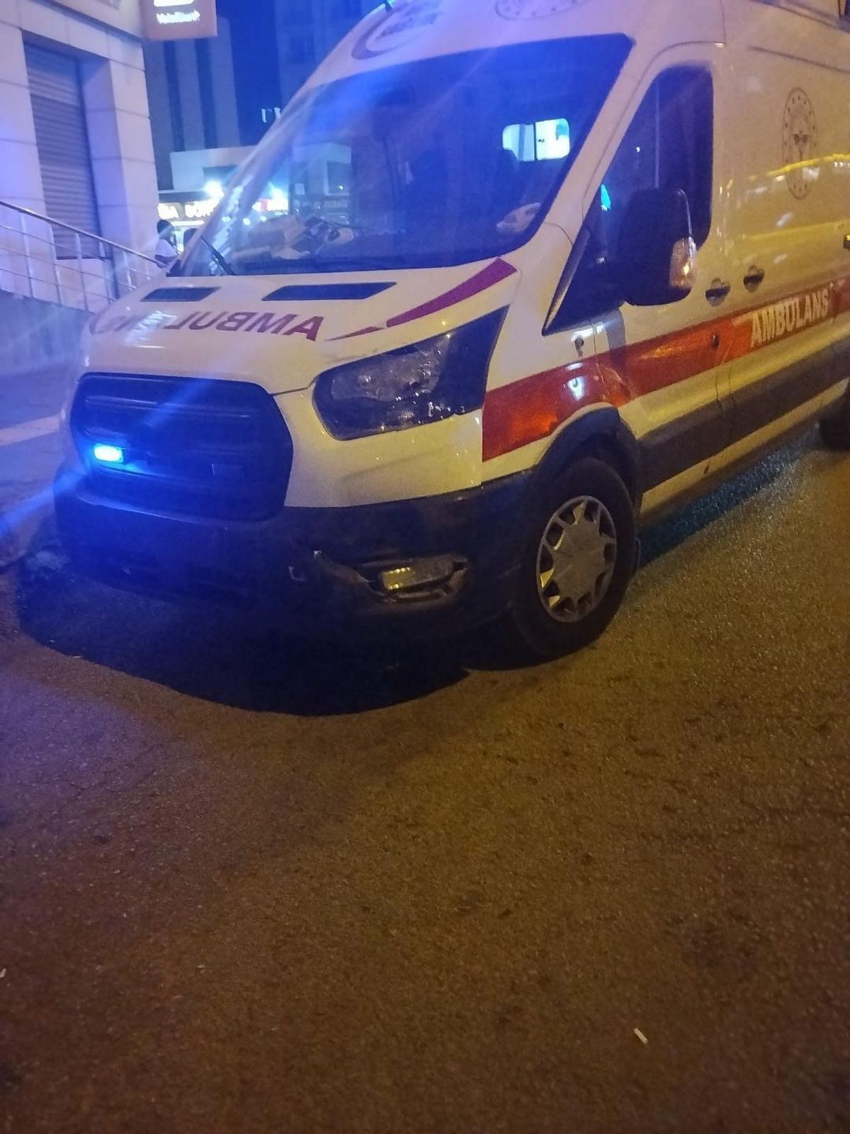 Mardin'de Ambulans-Otomobil Çarpıştı: Can Kaybı Yok