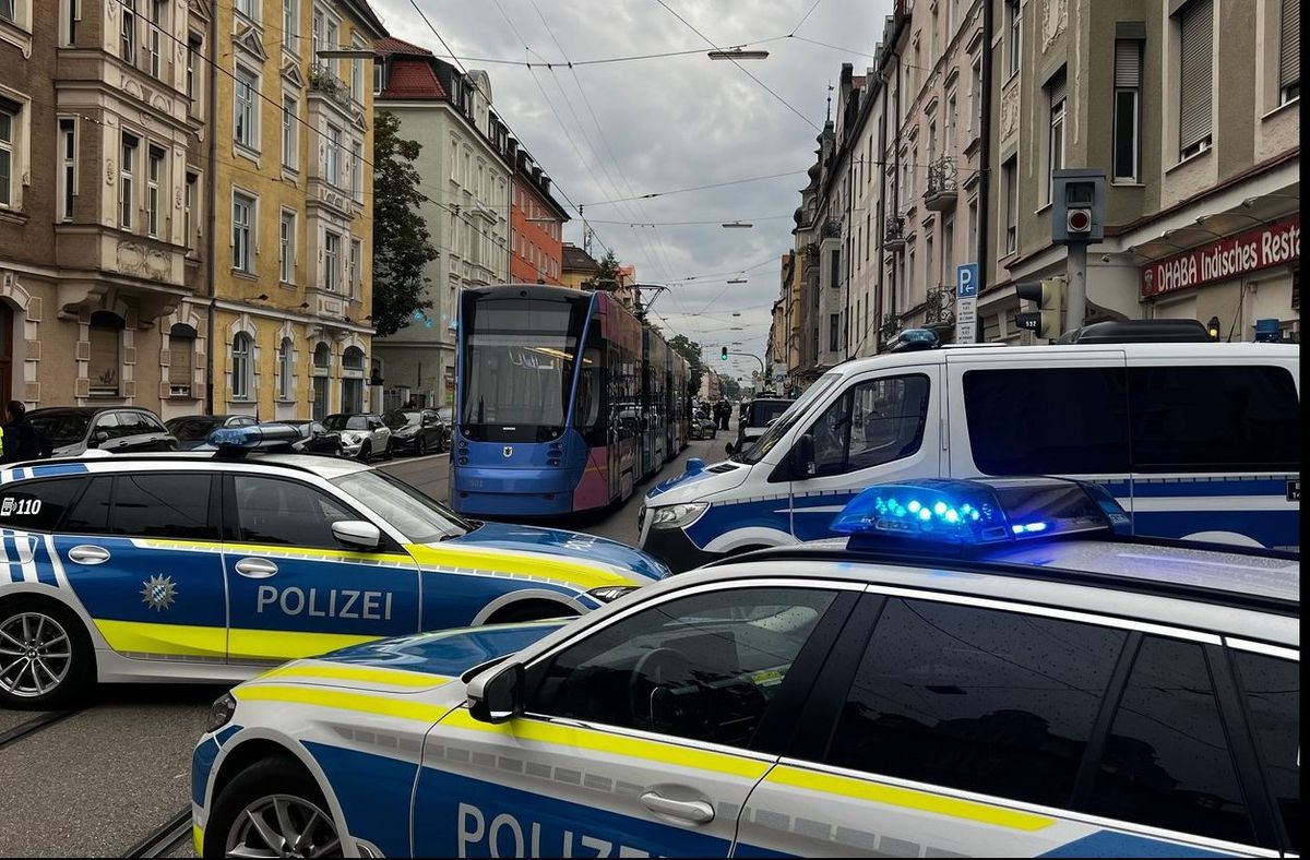 Münih’te Polis, Softair Silah Taşıyan 14 Yaşındaki Türk Gencini Vurdu