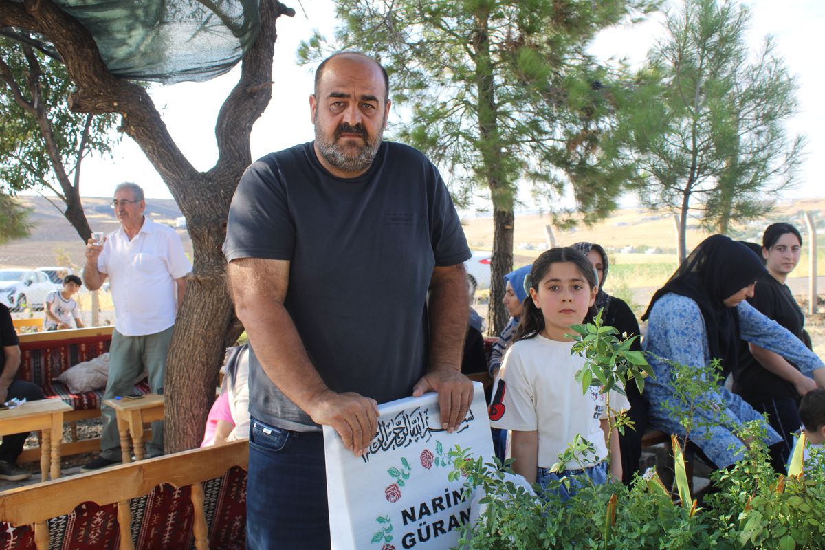 Narin Güran'ın Babasından Mevlid-İ Şerif Çağrısı: 'Gelin Olay Yerini Görün'