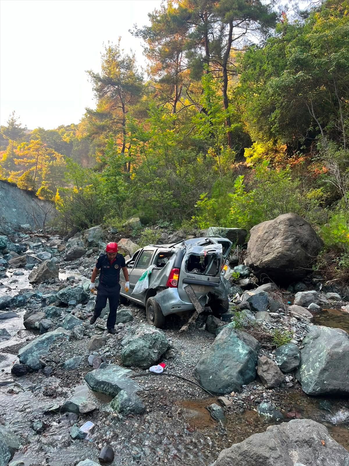 Osmaniye'de Uçuruma Yuvarlanan Otomobilde 1 Ölü, 1 Yaralı