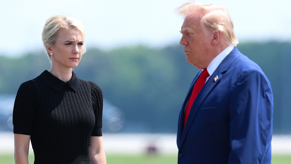 Trump'ın 'İnsan Yazıcısı': Natalie Harp Kimdir?