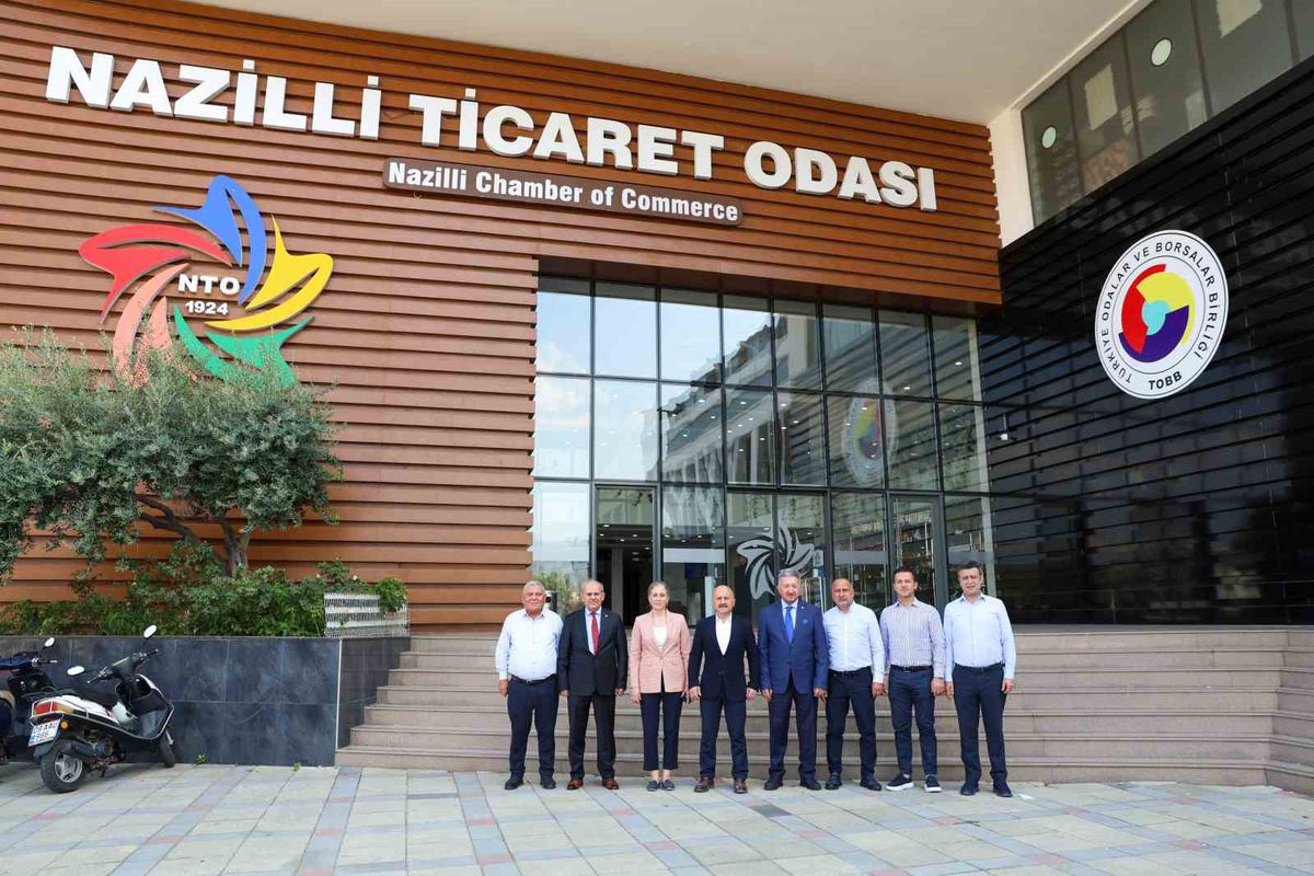 Vali Varol Nazilli Ticaret Odası'nı Ziyaret Etti