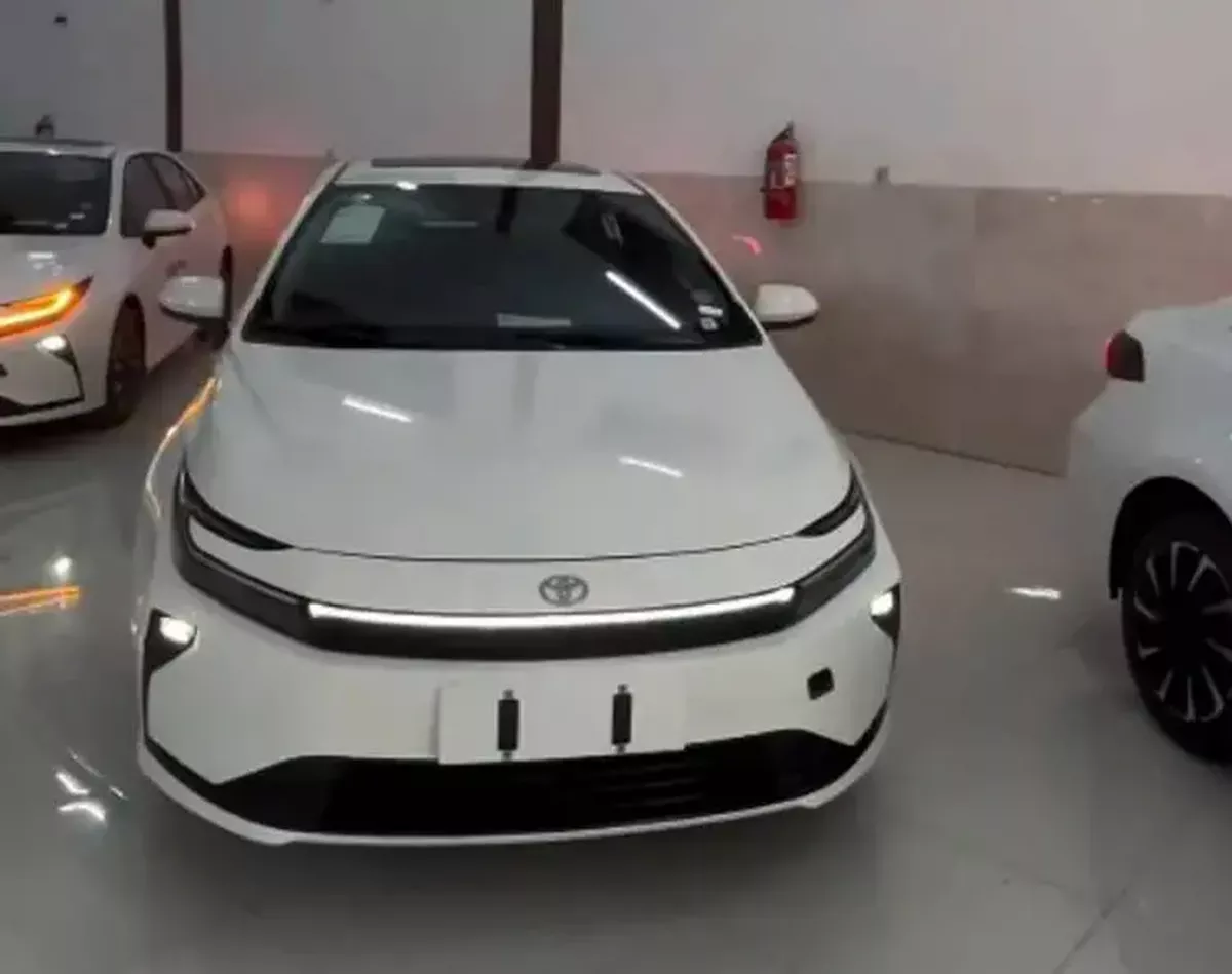 Yeni Corolla Irak'ta Farklı Ön Tasarımla Satışa Sunuldu