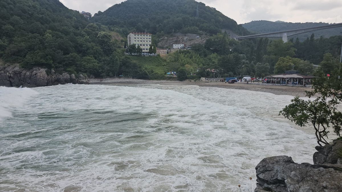 Zonguldak’ta Denize Giriş Yasaklandı