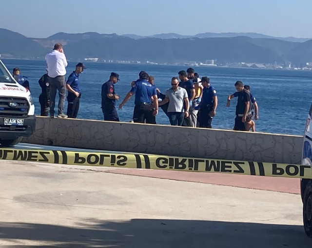 Lifeless bodies of three siblings found on the shore in Darıca