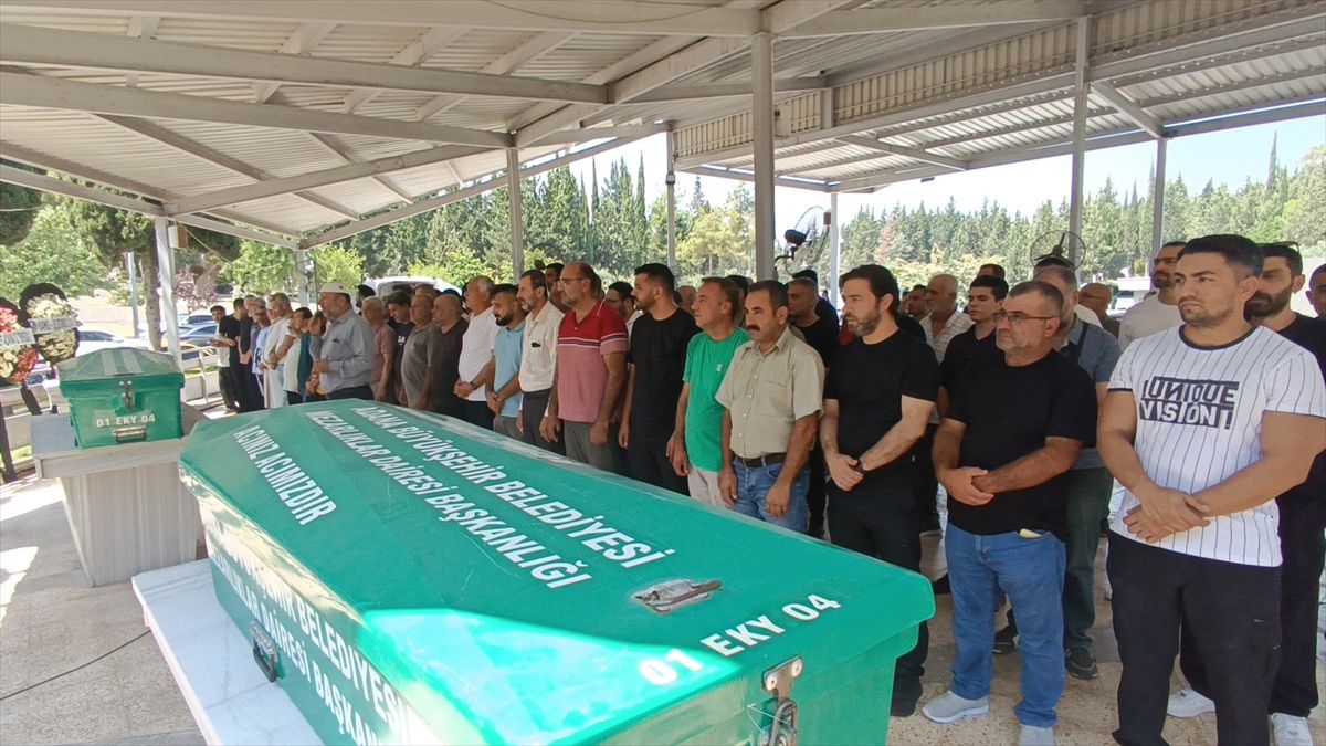Adana’da baba ve oğlunu silahla öldüren zanlı tutuklandı