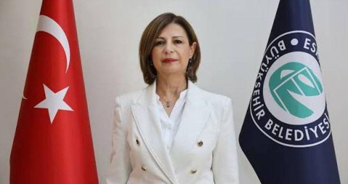 Ayşe Ünlüce kimdir, hangi partiden, neden istifa etti? Eskişehir Büyükşehir Belediye Başkanı Ayşe Ünlüce kaç yaşında, nereli?
