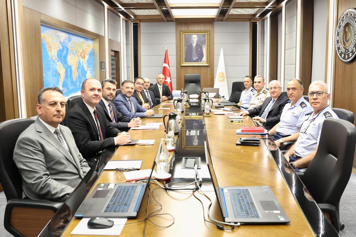 Milli Savunma Bakanı Güler, TUSAŞ heyetini kabul etti