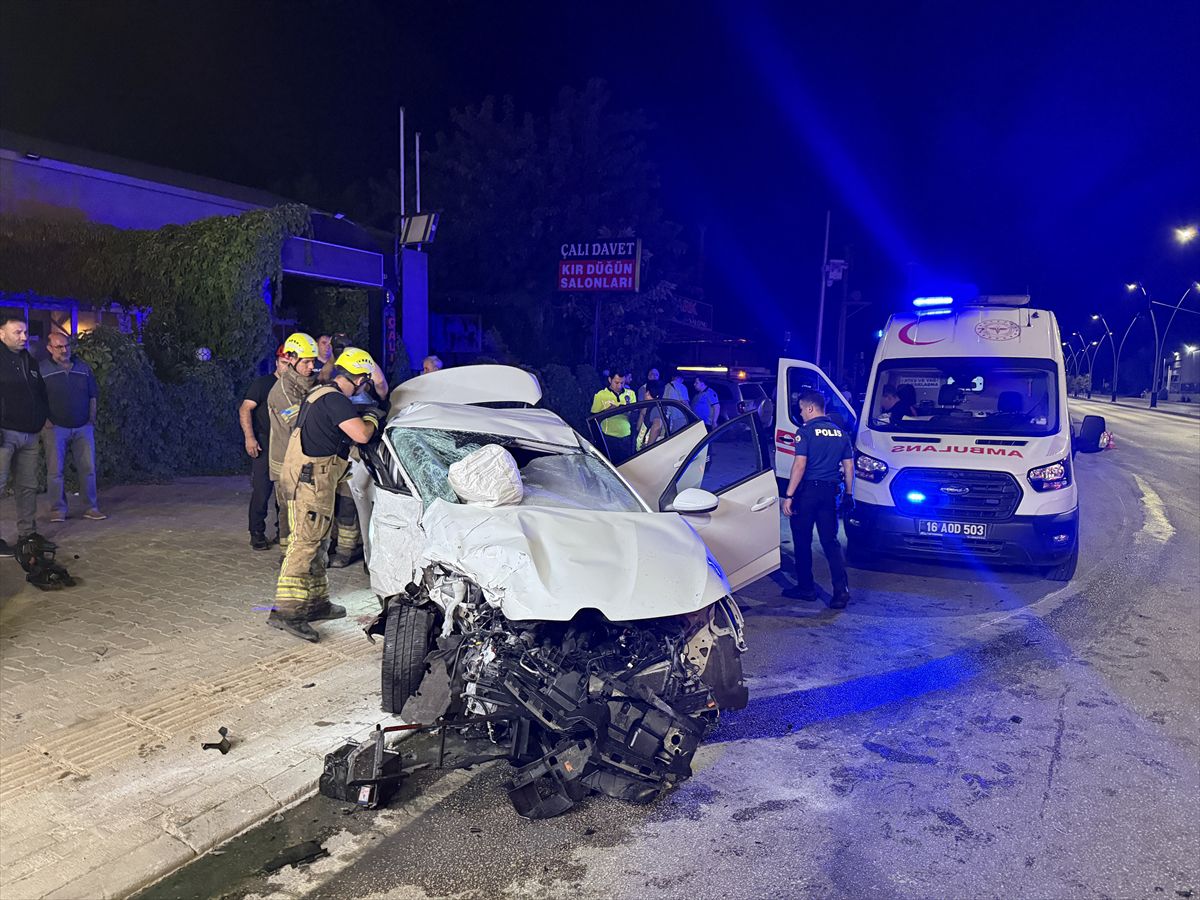 Nilüfer'de Feci Kaza: 2 Ölü, 2 Yaralı