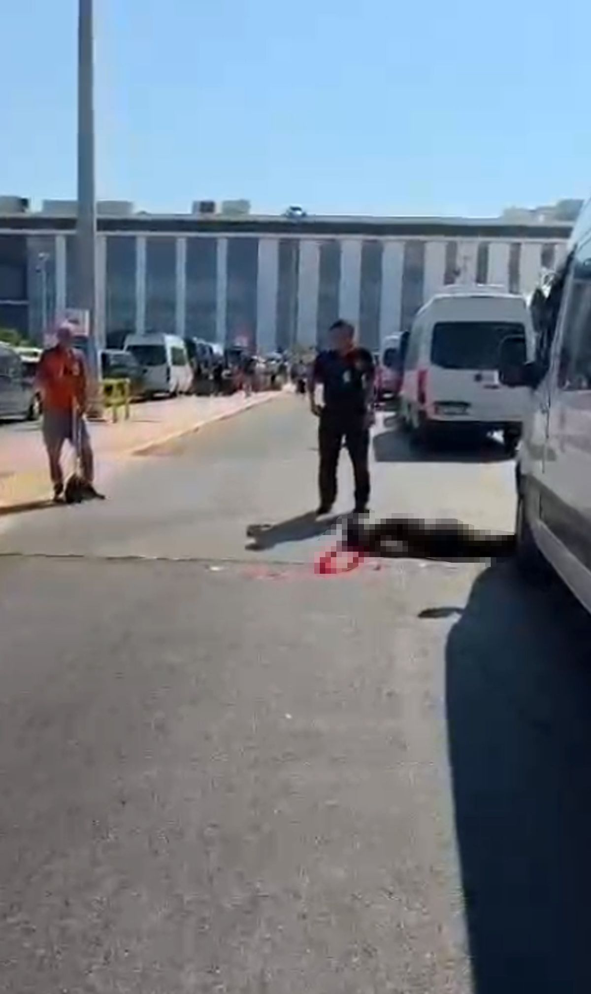 Antalya Havalimanı'nda Kıskançlık Cinayeti: Emekli Polis Sevgilisini Öldürdü