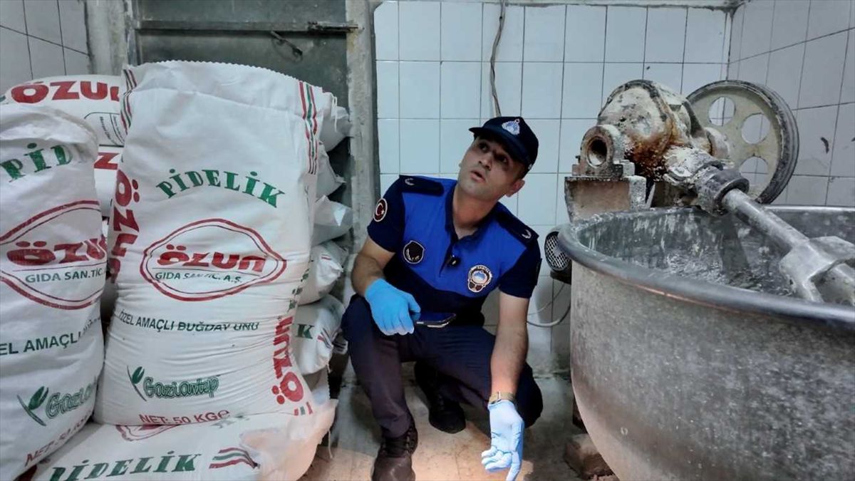 Gaziantep'te hijyenik olmayan fırına 7 gün kapatma