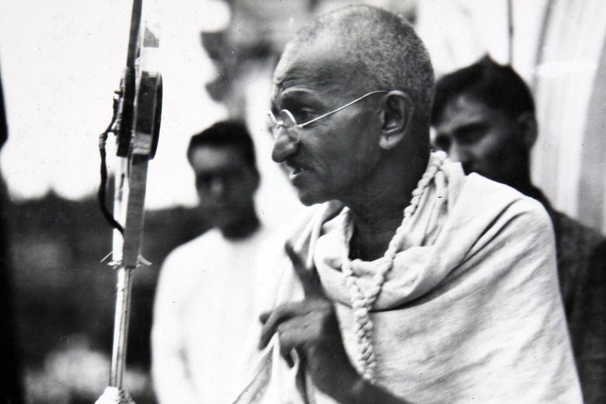 Gandhi'nin el yazısı notları 1,7 milyon dolara satıldı