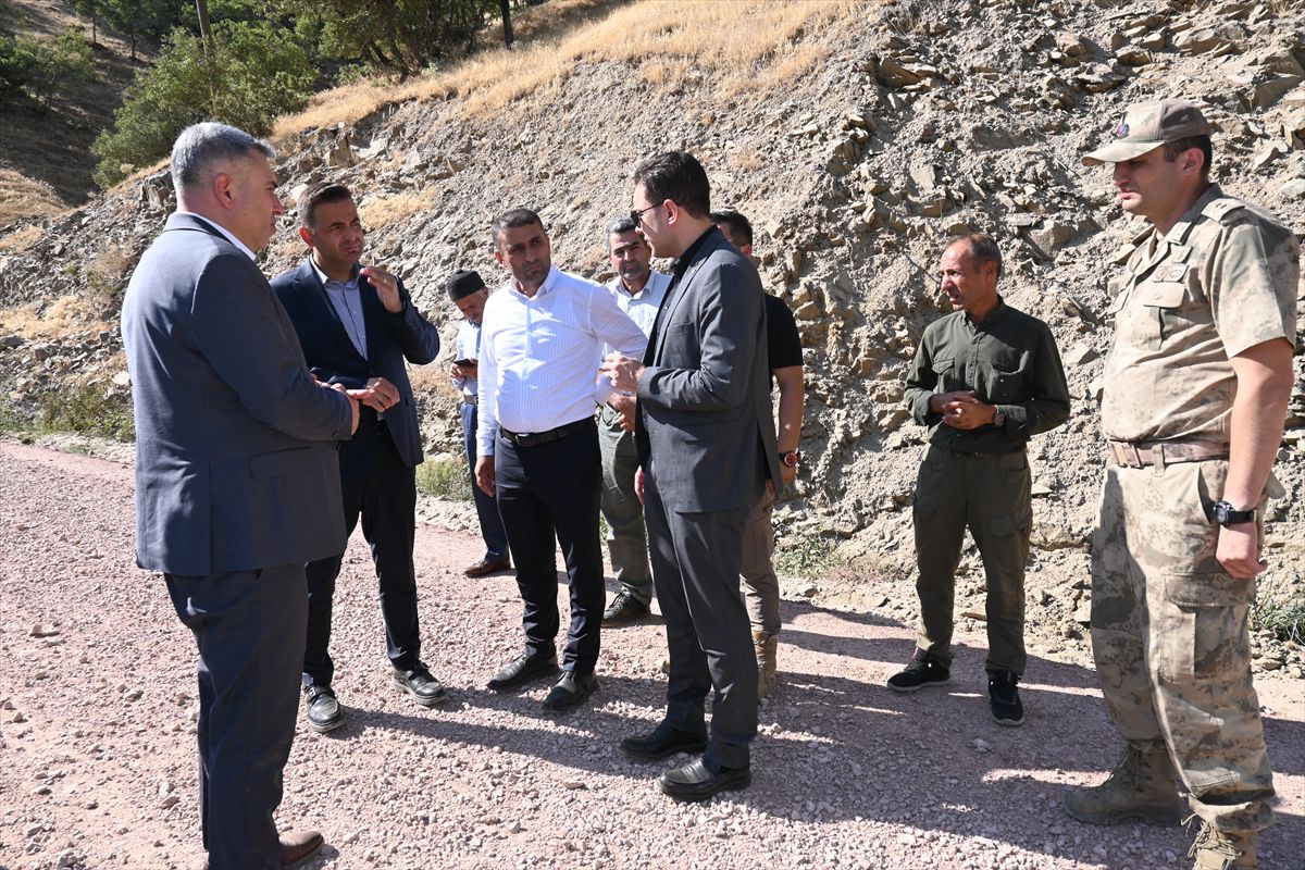 Kaymakam Öztürk, Horozdere Köyü'nü Ziyaret Etti