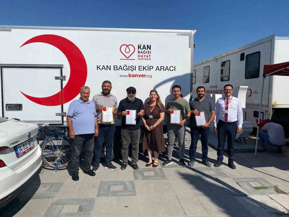 Karapınar’da kan bağışçılarına madalya