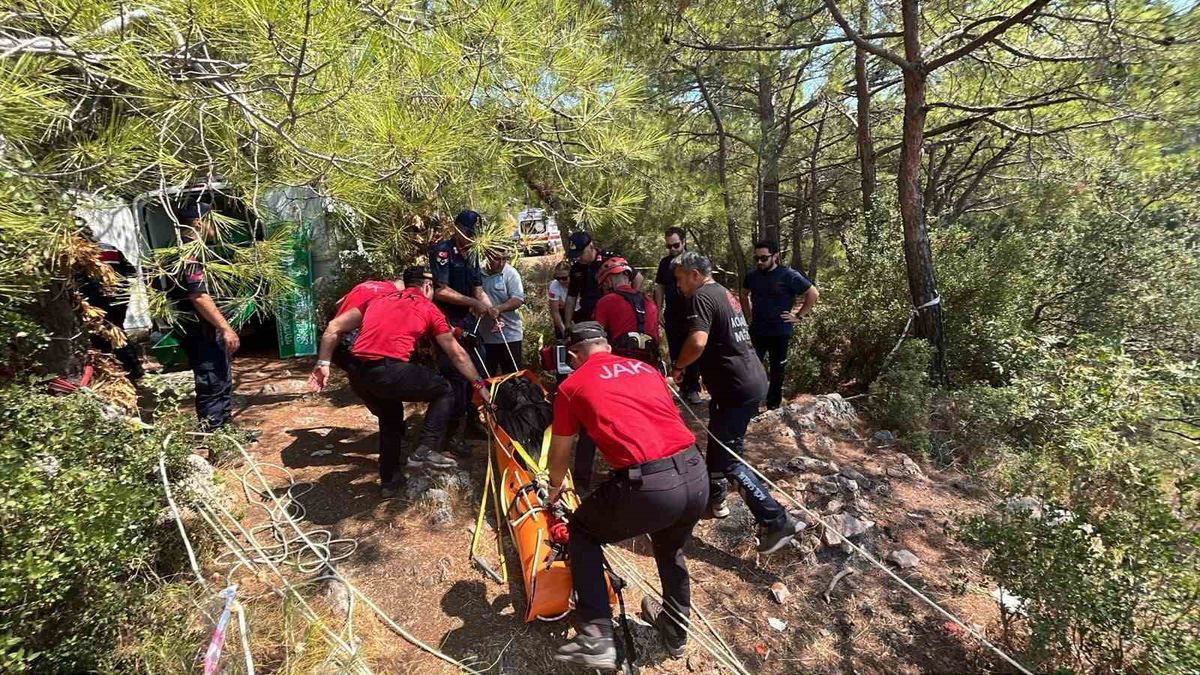 Fethiye'de Yüksekten Düşen Şahıs Hayatını Kaybetti
