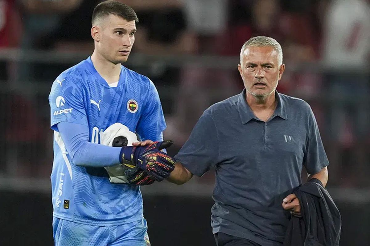 Livakovic Mourinho'yu silip attı