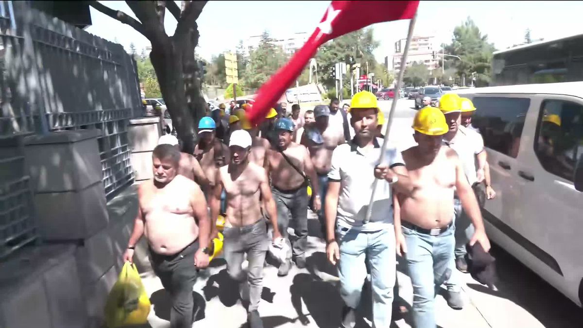 Madenciler Bakanlık Önünde 12. Gün: 'Hakkımızı Almadan Dönmeyeceğiz'
