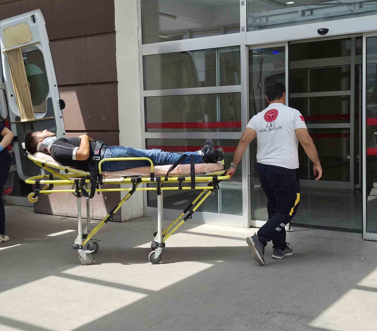 Adıyaman'da Motosiklet ile Otomobil Çarpıştı: 1 Yaralı