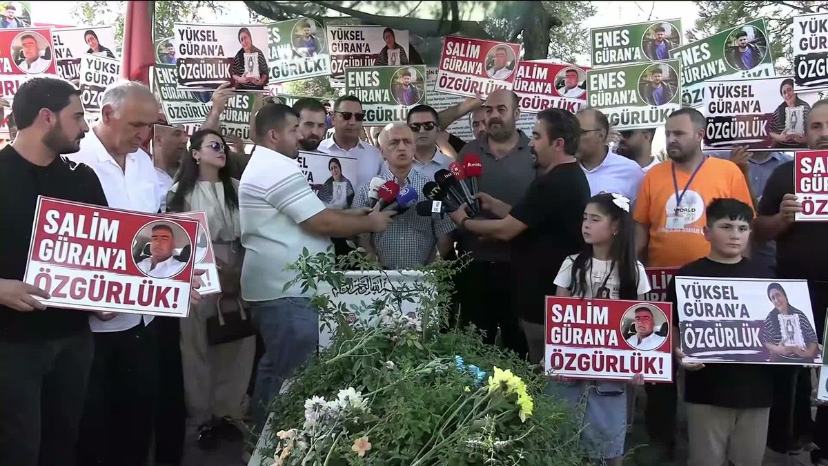 Narin Güran Ölümünün İkinci Yılında Kabri Başında Anıldı: 'Bizlere Kıyameti Yaşattılar'