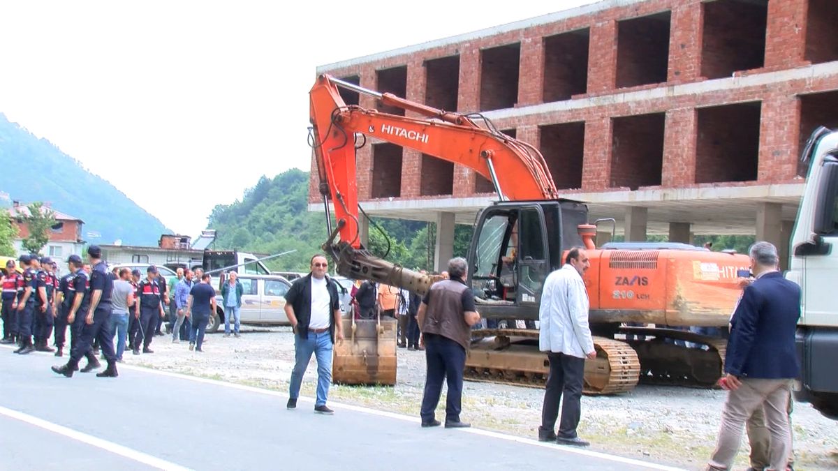 Rize'de Ruhsatlı Turizm Dönemi Başladı: 200'e Yakın İşletme Yasal Statüye Kavuştu