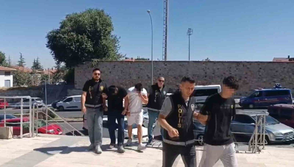 Sazan Sarmalı Dolandırıcılık Operasyonu: 2 Tutuklama