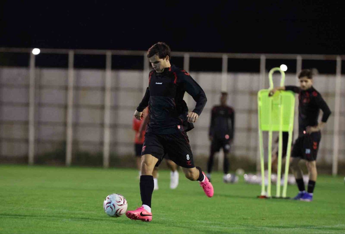 Sivasspor, Manisa FK Maçı Hazırlıklarını Sürdürüyor