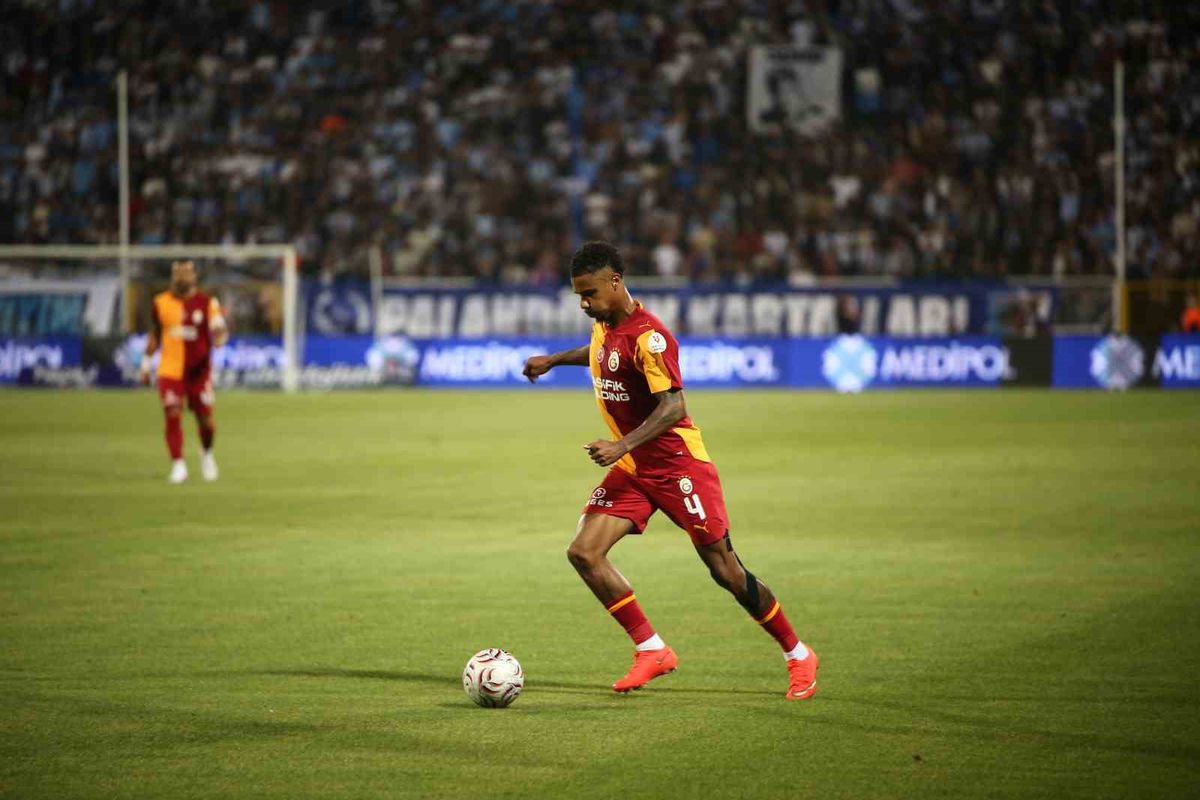 Galatasaray'dan Erzurum'da ilk yarıda fark: 3-0