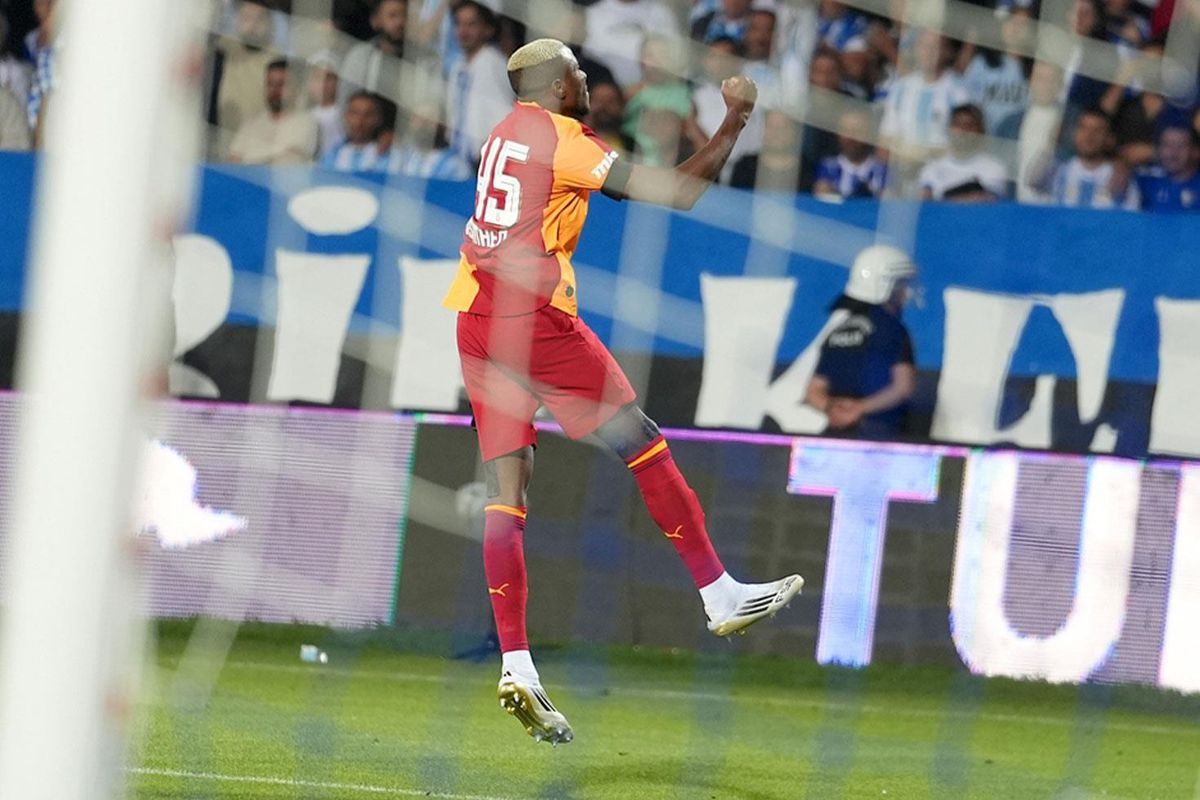 Victor Osimhen durdurulamıyor