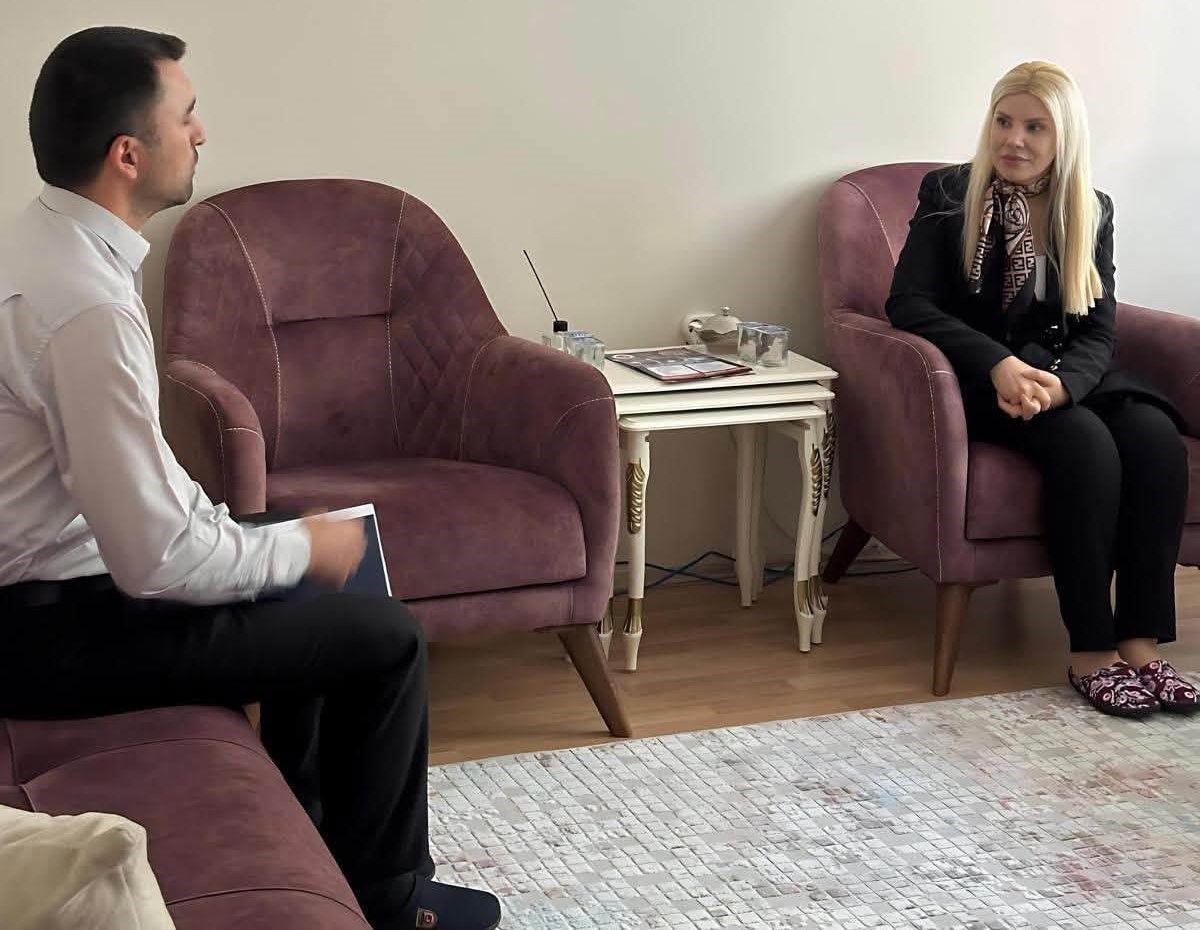 Altıntaş Kaymakamı Yıldırım, Diyanet Kur'an Kursunu Ziyaret Etti