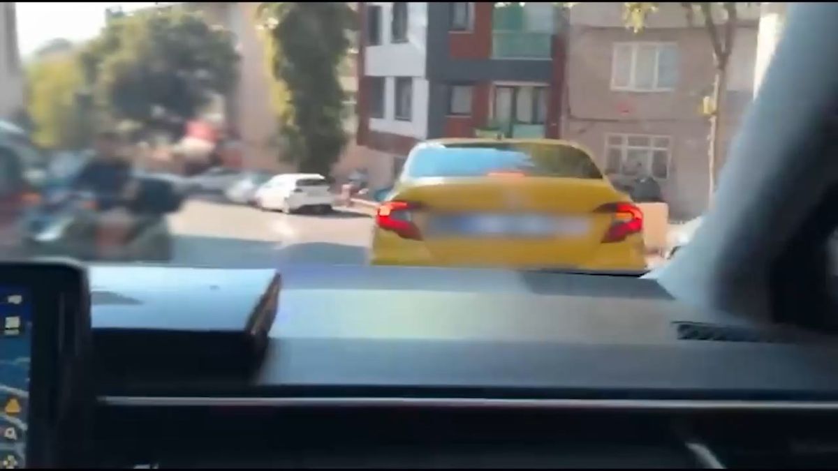 Ataşehir'de Taksiyle Uyuşturucu Sevkiyatı: 2 Gözaltı