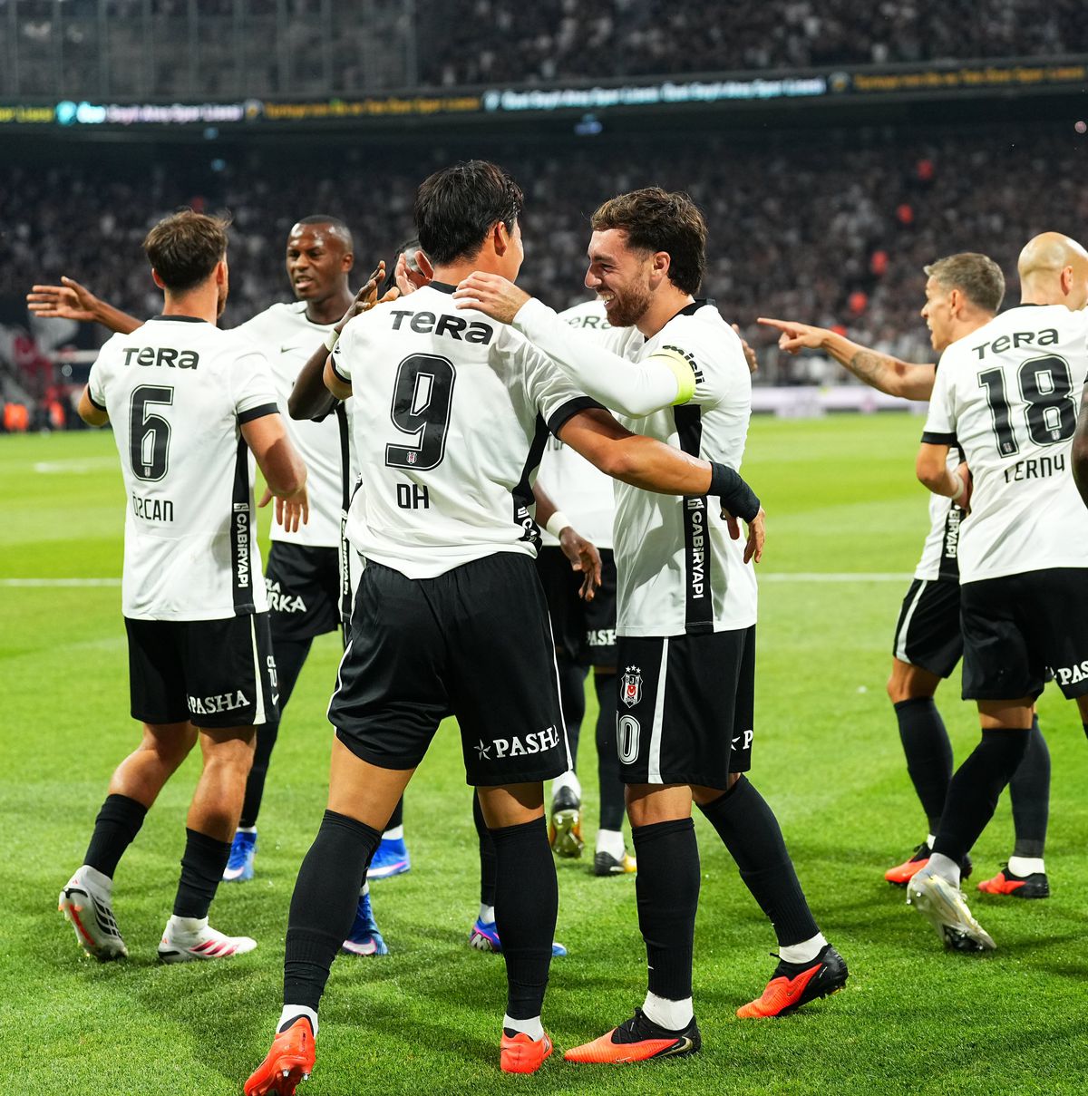 Beşiktaş, Alanyaspor Deplasmanında Seriyi Sürdürmek İstiyor