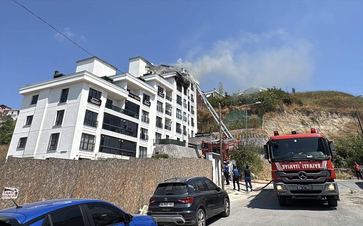 Büyükçekmece'de yangın: 5 katlı binada panik
