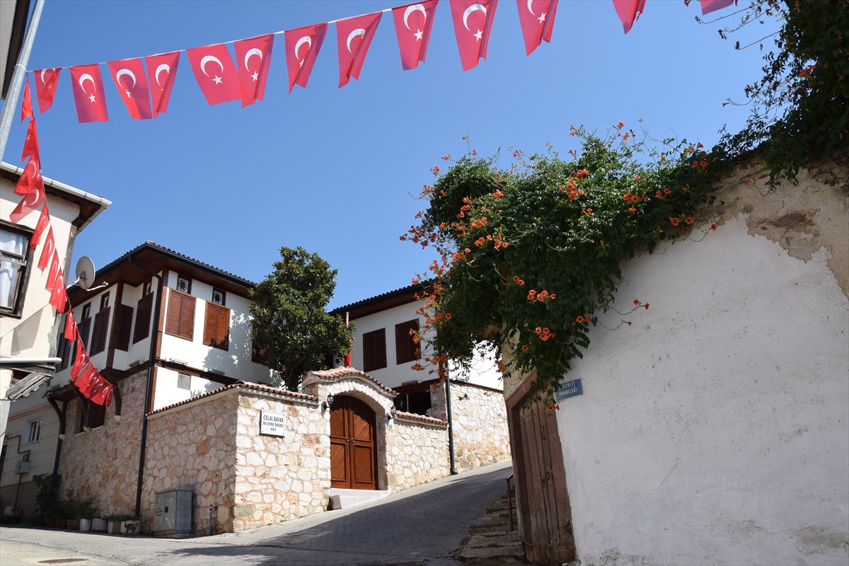 Celal Bayar'ın Bursa'daki evi vefatının 40. yılında ziyarete açıldı