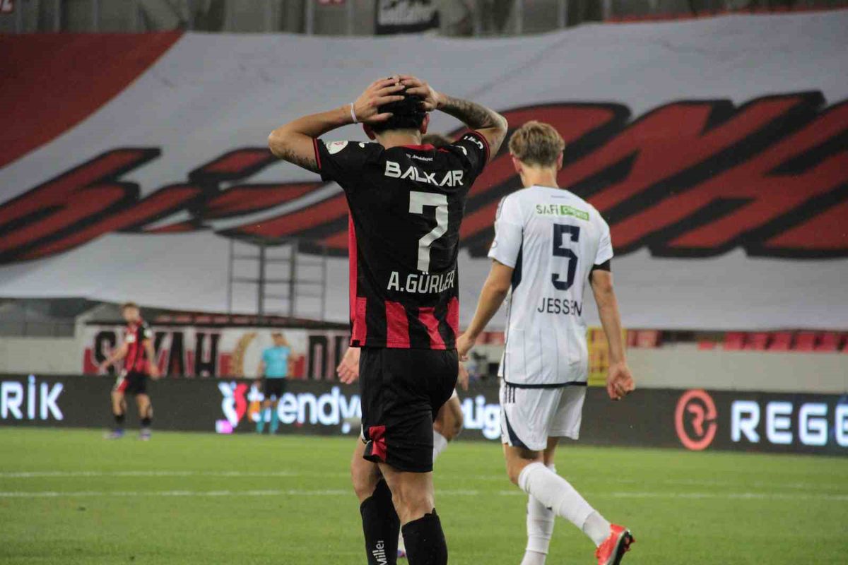 Çorum FK, Süper Lig'deki İlk İç Saha Maçında Kasımpaşa'ya 1-0 Yenildi