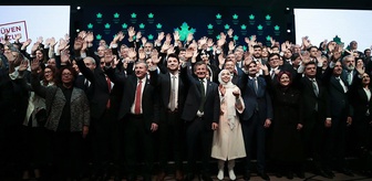 Gelecek Partisi resmen feshedildi