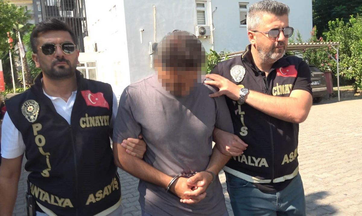 Emekli Polis, Antalya Havalimanı Otoparkında Kadını Öldürdü: Tutuklandı