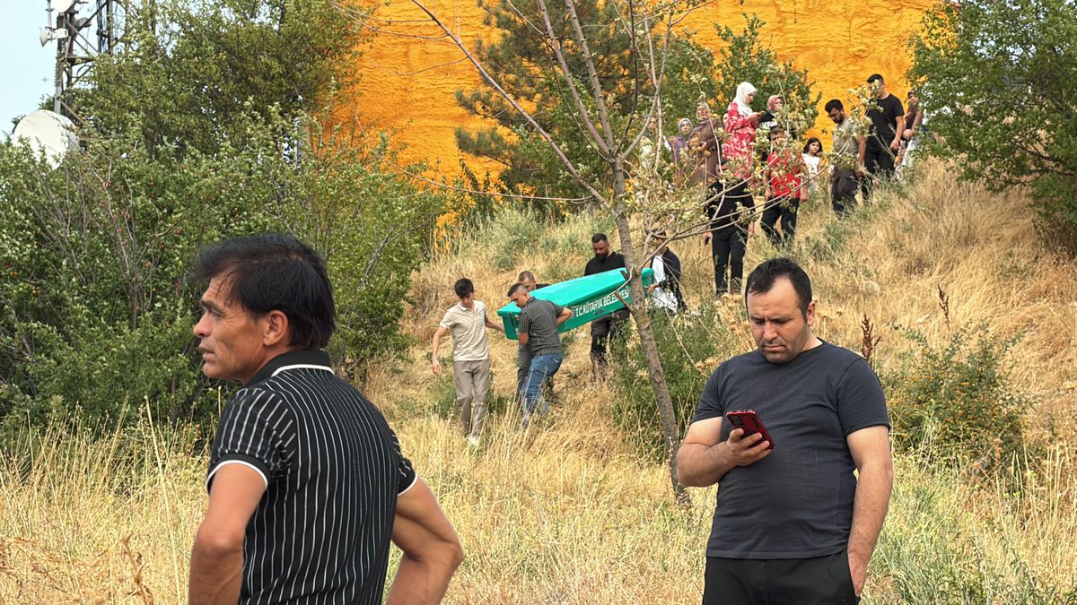 Alzheimer Hastası Yaşlı Adam Evine 600 Metre Mesafede Ölü Bulundu