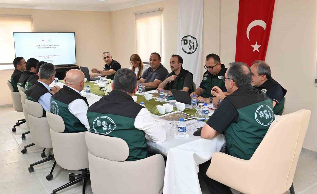 Kırklartepe Barajı Sulama İnşaatında Değerlendirme Toplantısı Yapıldı