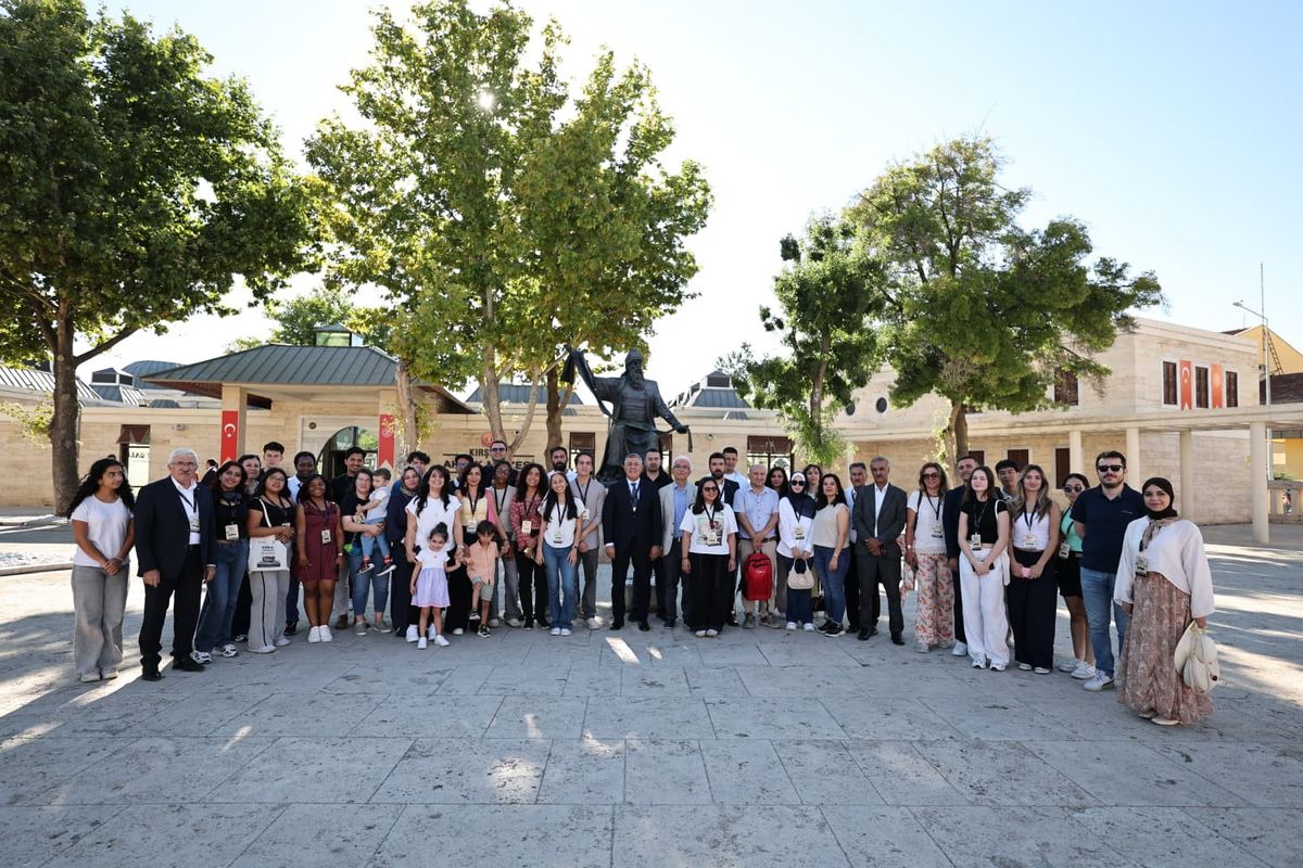 Kırşehir'de 20 Ülkeden Gençler Tarih ve Kültürle Buluştu