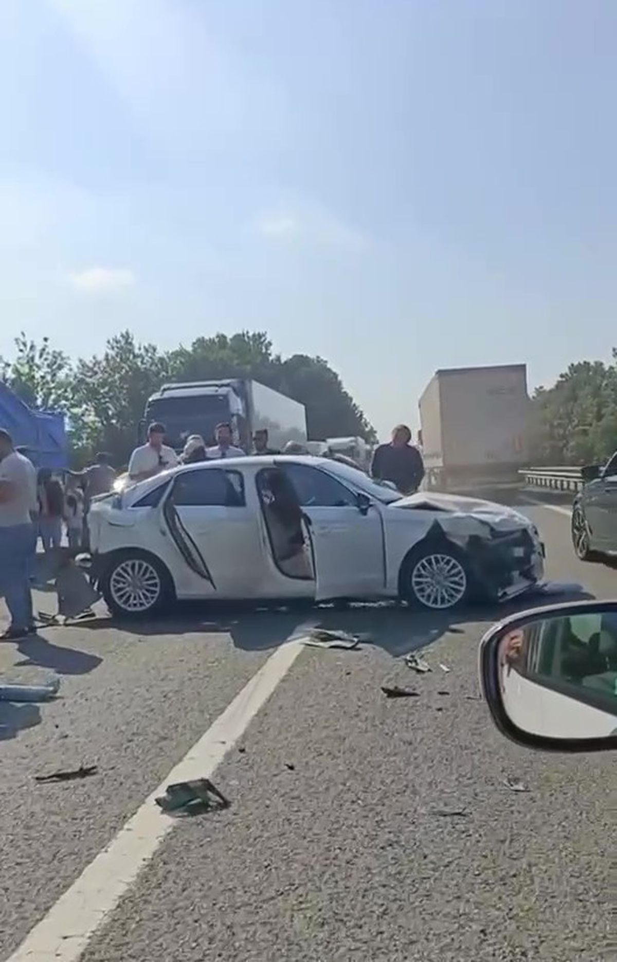 Kocaeli'de 8 Araçlı Çifte Zincirleme Kaza