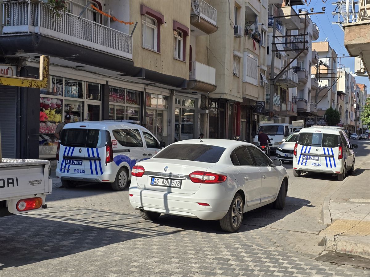 Eşini boğazından sıkan koca tutuklandı