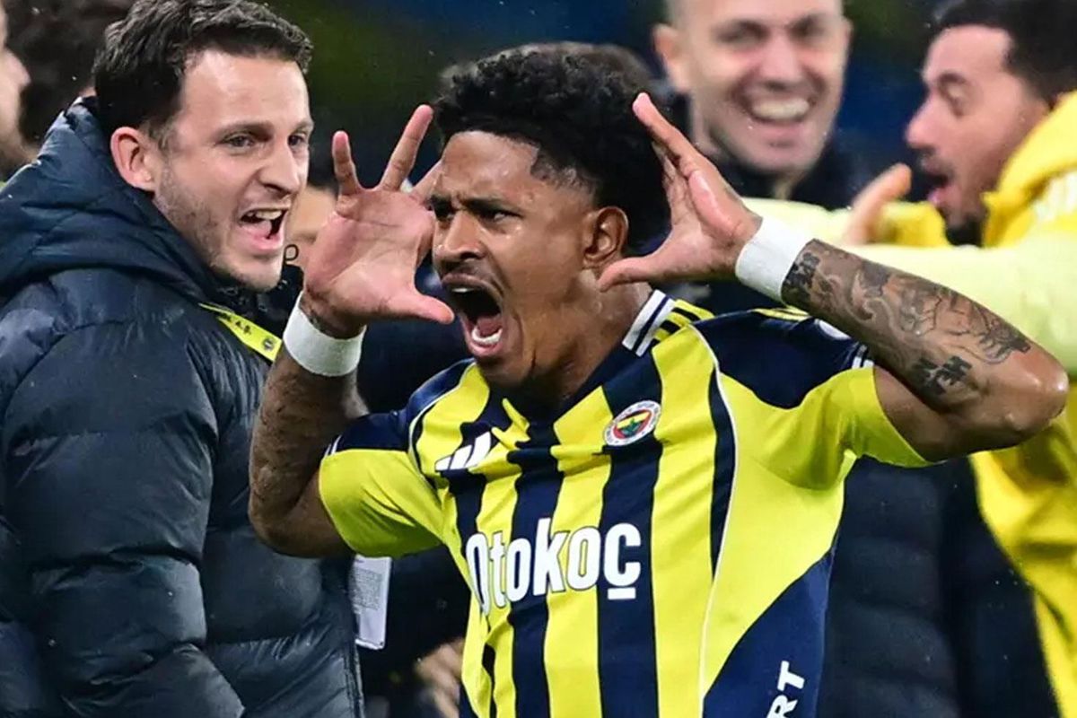 Oosterwolde Roma'yı yakmaya gidiyor! İşte Fenerbahçe'nin kasasına girecek para