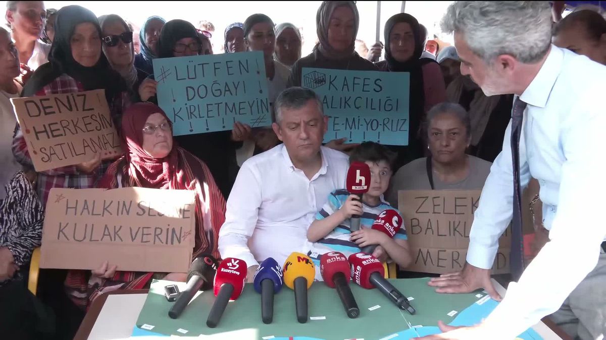 Özgür Özel'den Pazar'da kafes balıkçılığına tepki: 'Bu kafesler mutlaka ortadan kaldırılmalı'